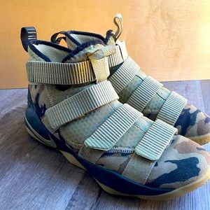 Nike Lebron Soldier 11 XI Camo